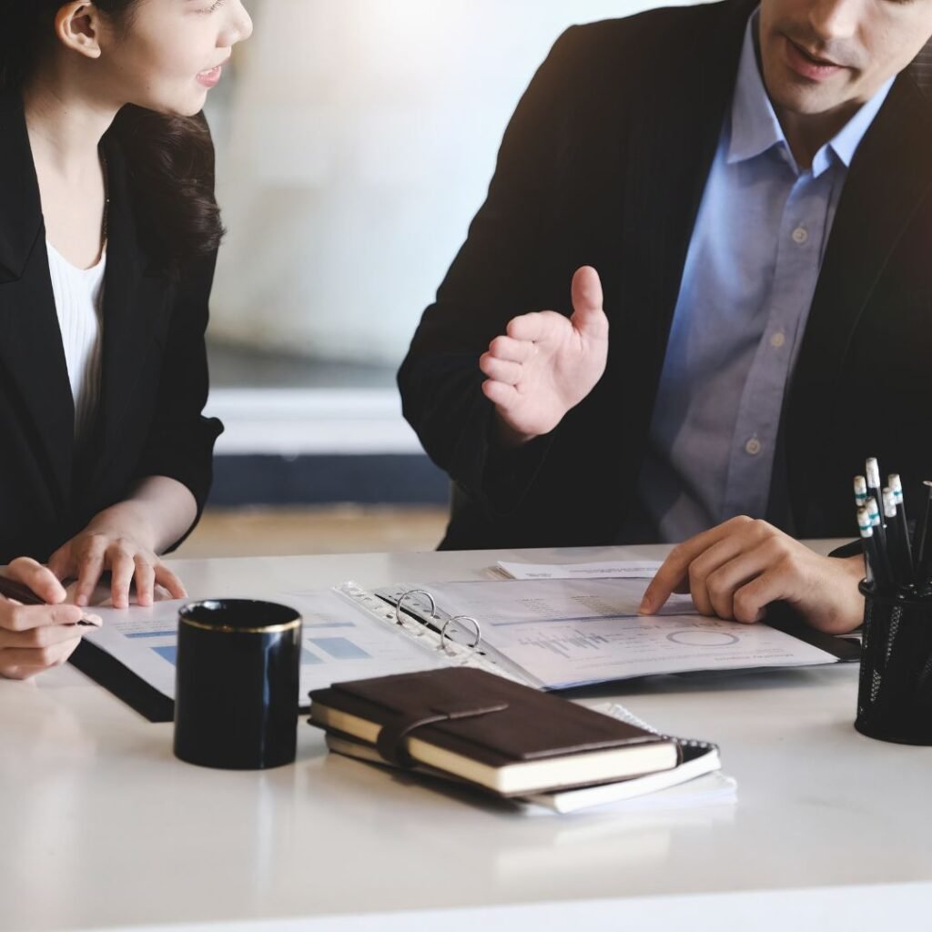 REESTRUCTURACIÓN EMPRESARIAL: ASPECTOS LEGALES QUE DEBES CONSIDERAR